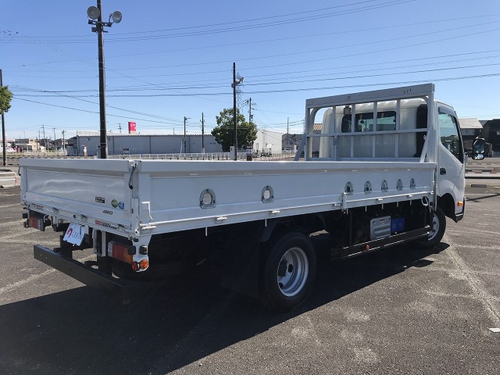 日野　デュトロ