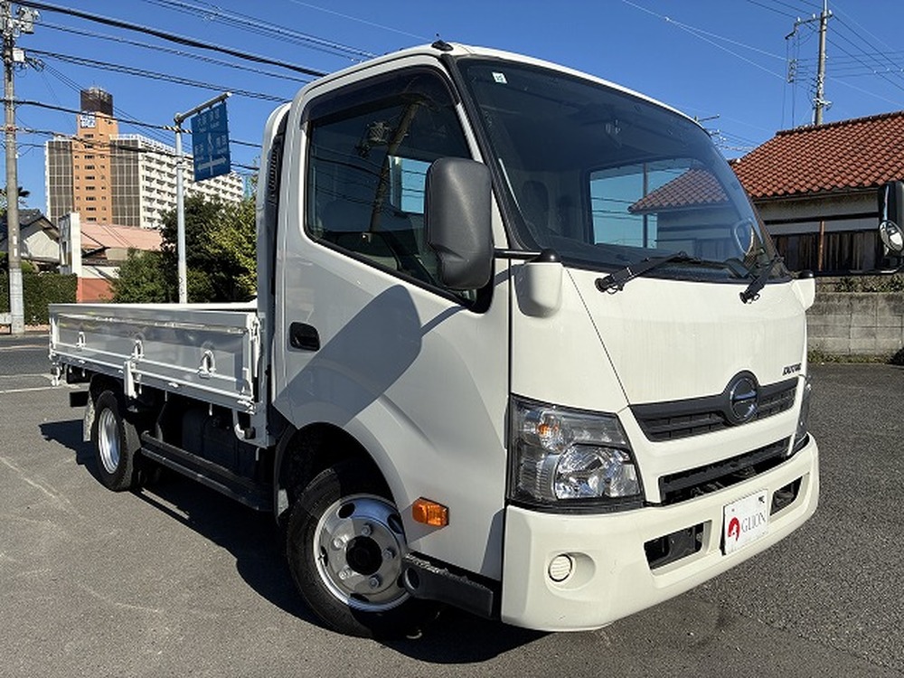 日野　デュトロ