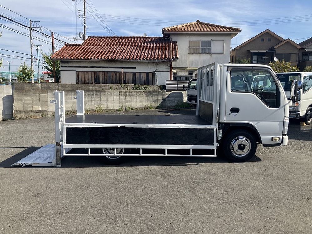 いすゞ　エルフ