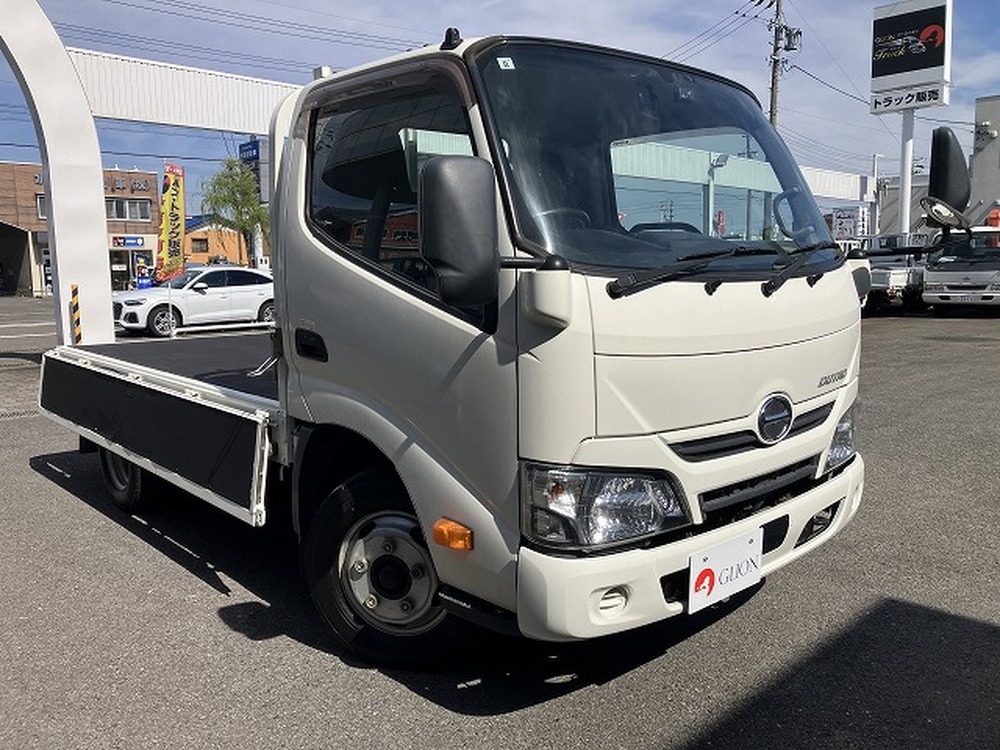 日野　デュトロ