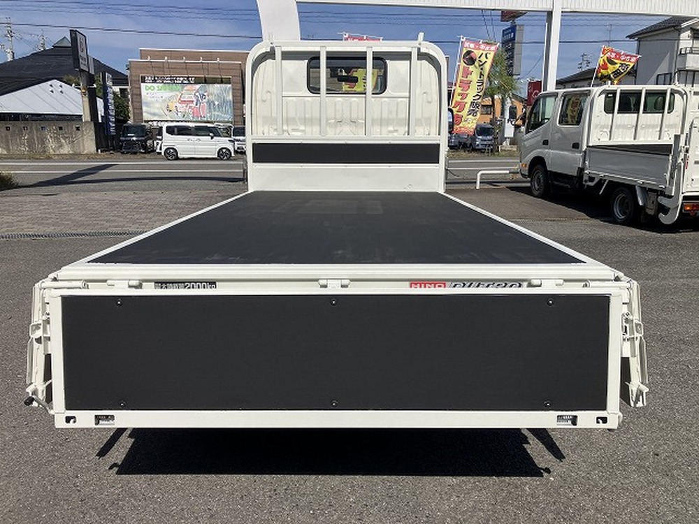 日野　デュトロ