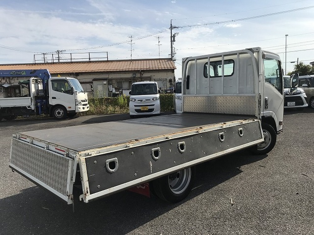 いすゞ　エルフ