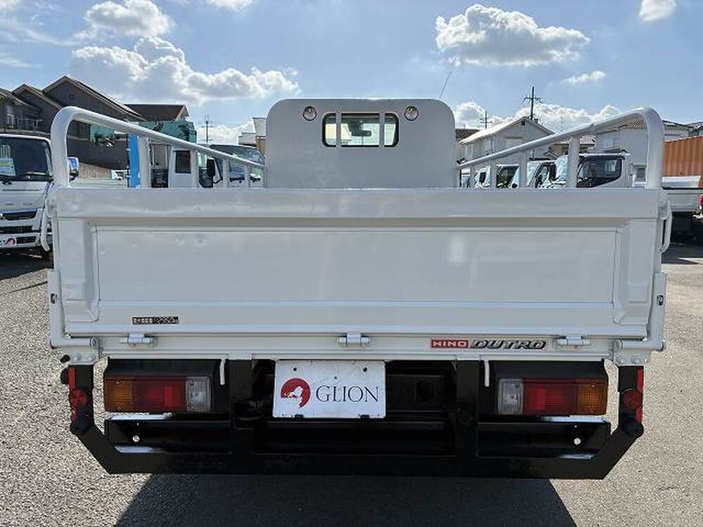 日野　デュトロ