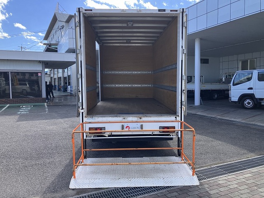 三菱ふそう　キャンター