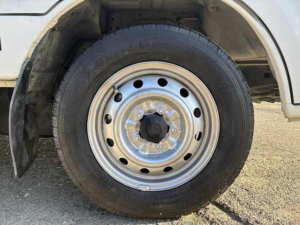 日産　バネットトラック