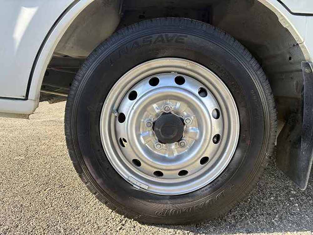 日産　バネットトラック