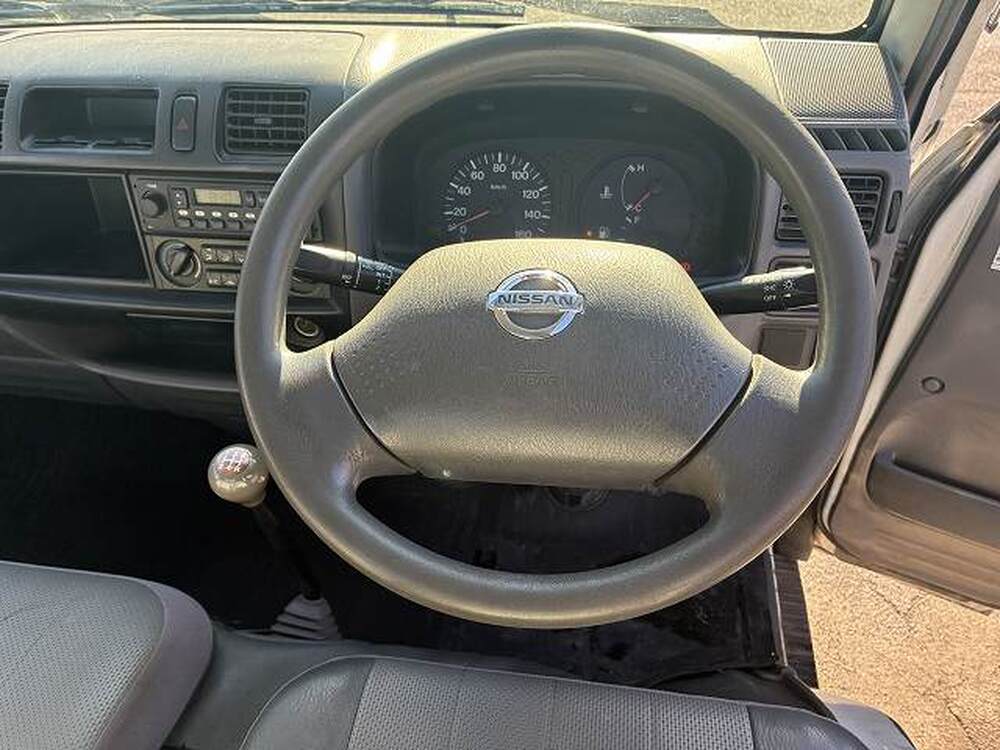 日産　バネットトラック