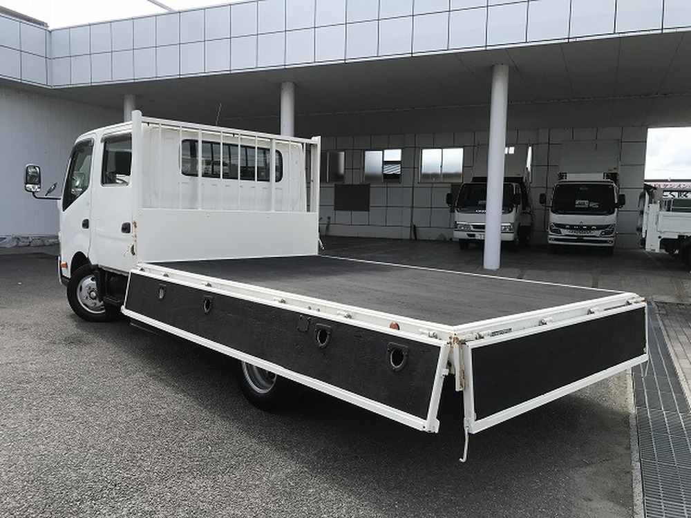 日野　デュトロ