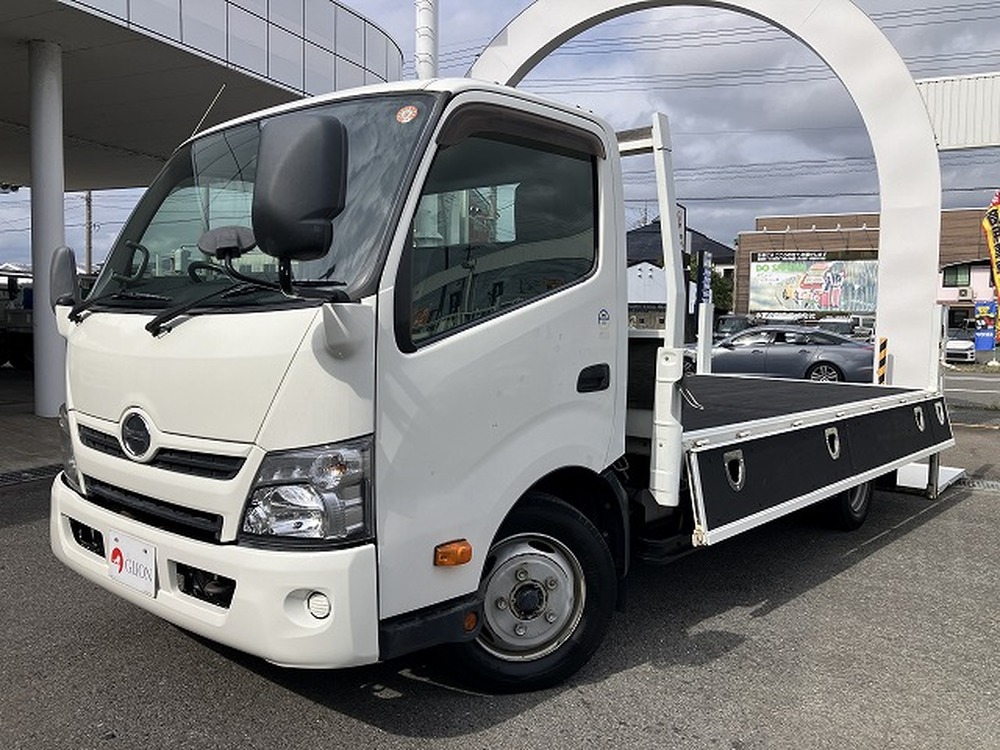 日野　デュトロ